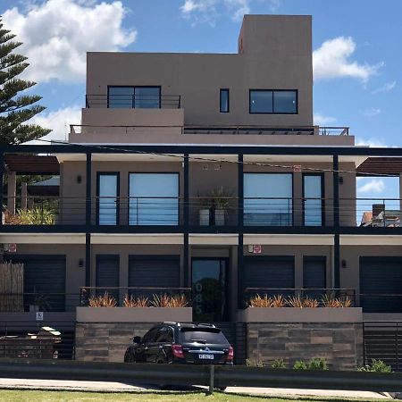 Departamentos Frente A La Playa Faro Vistas Del Sur Appartamento Mar del Plata Esterno foto