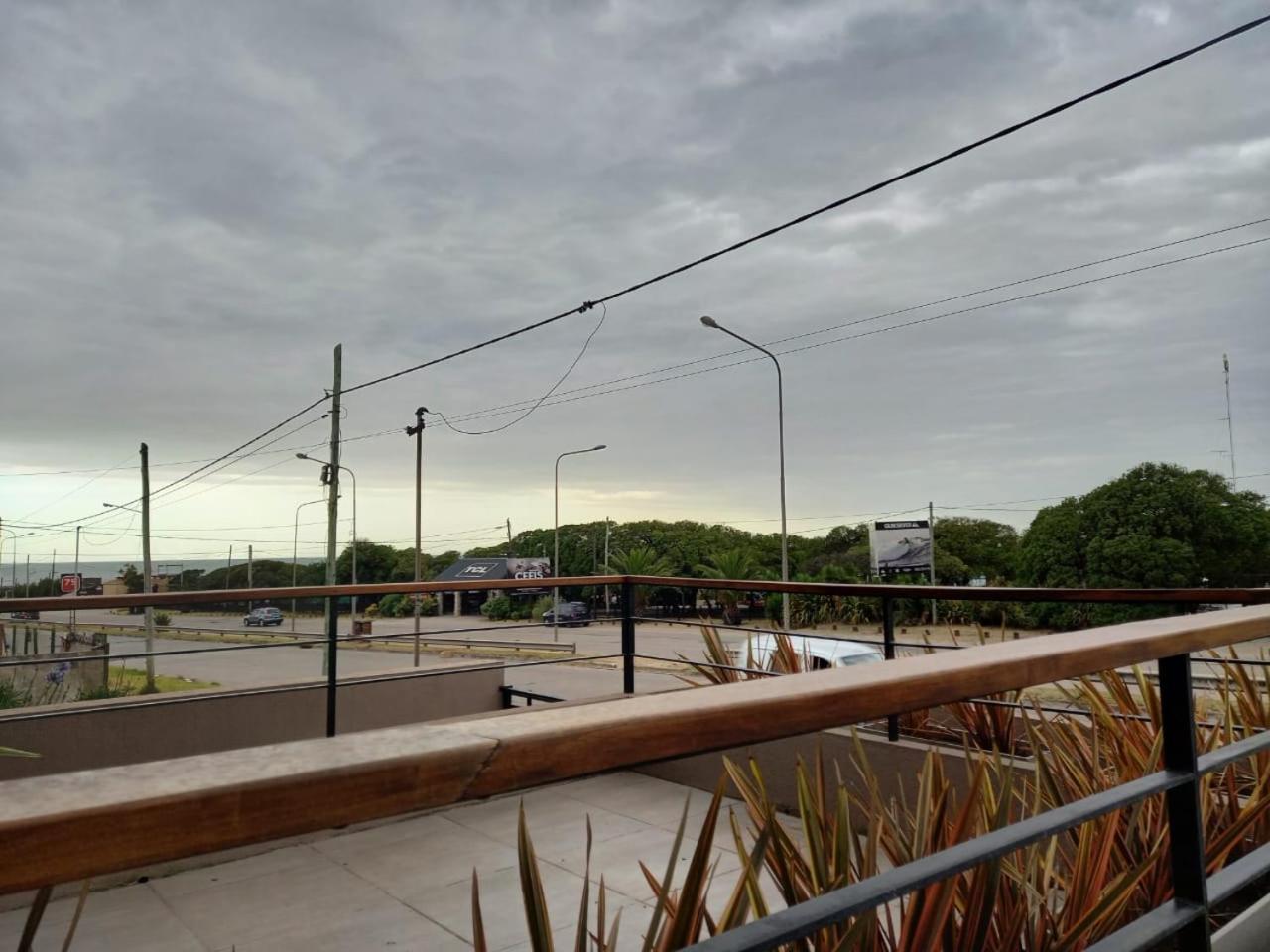Departamentos Frente A La Playa Faro Vistas Del Sur Appartamento Mar del Plata Esterno foto